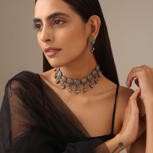 Jeiya Choker