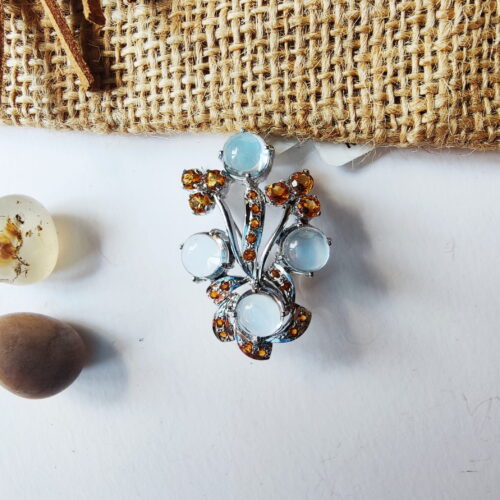 Gardenia Amethyst Brooch