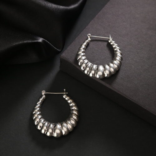 Shell Earring