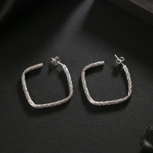 Twister Earring