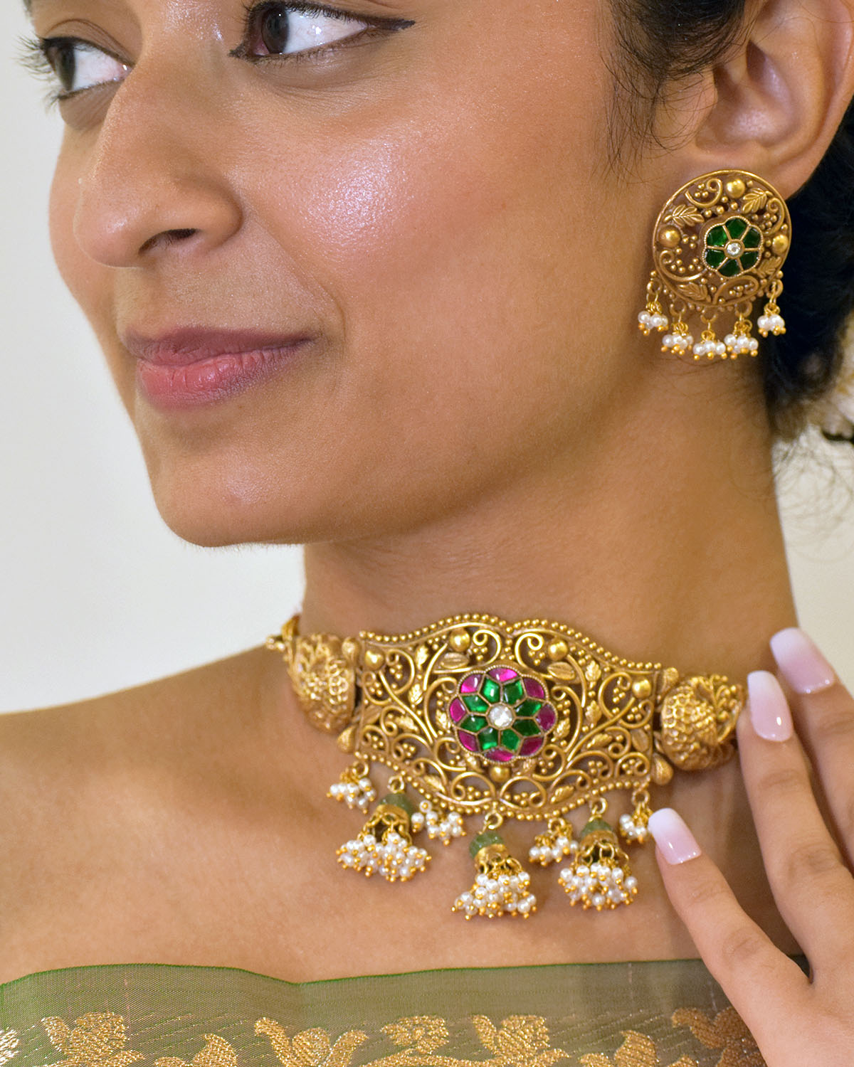 Rani Choker Rani Choker